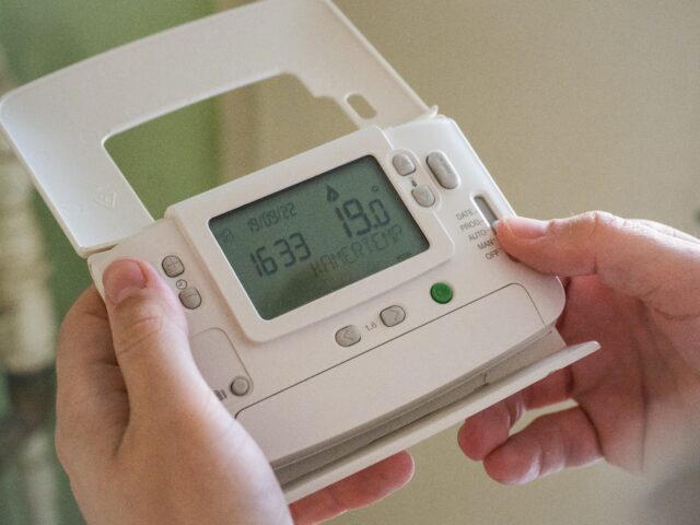 Comfort Masters thermostat