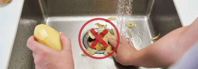 Protect Your Pipes: How to Properly Dispose of Kitchen Waste to Prevent a Plumbing Nightmare